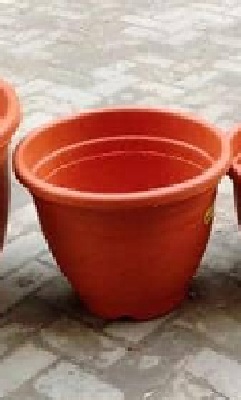 ORANGE EXTERNAL PLASTIC FLOWER POTS () (PEGLO) - Large
