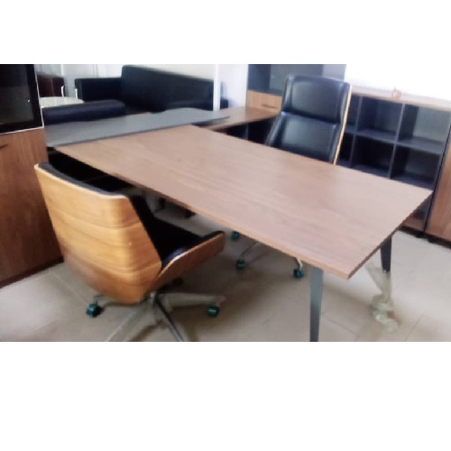 QUALITY OFFICE SET, 1 EXECUTIVE 2 VISITORS CHAIR / 1TABLE , CREDENSER/DRAWERS,1 - (FICO)